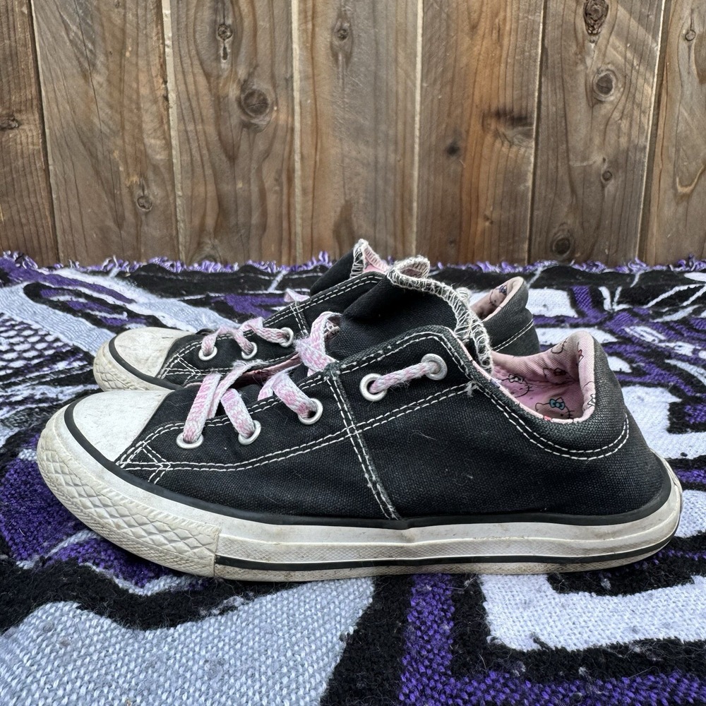 Size 4/W5.5 - Converse Hello Kitty All Star Shoe